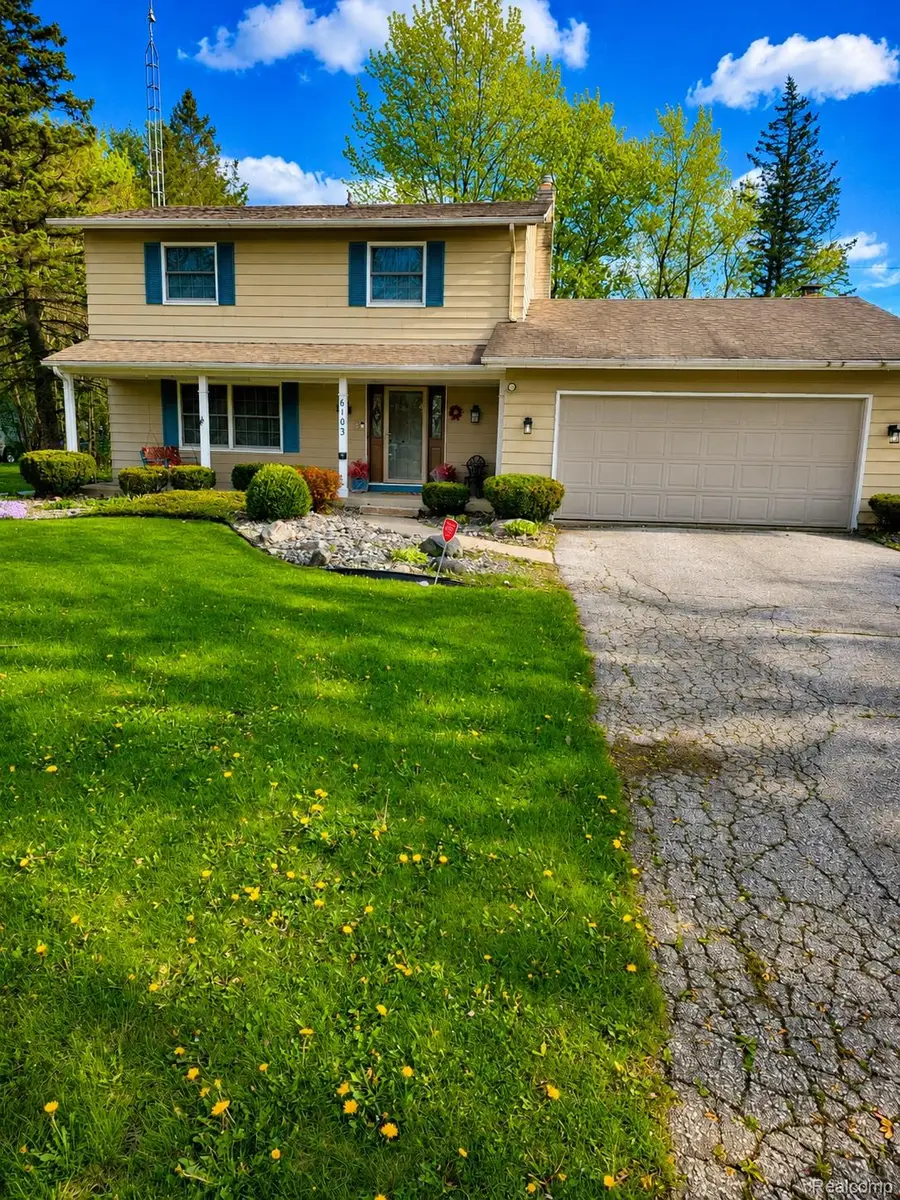 6103 Trenton Drive, Flint, MI 48532 - #2