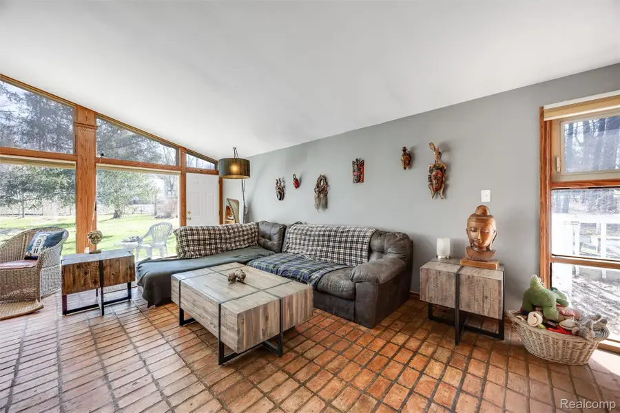 32998 Biddestone Lane, Farmington, MI 48334 - #3