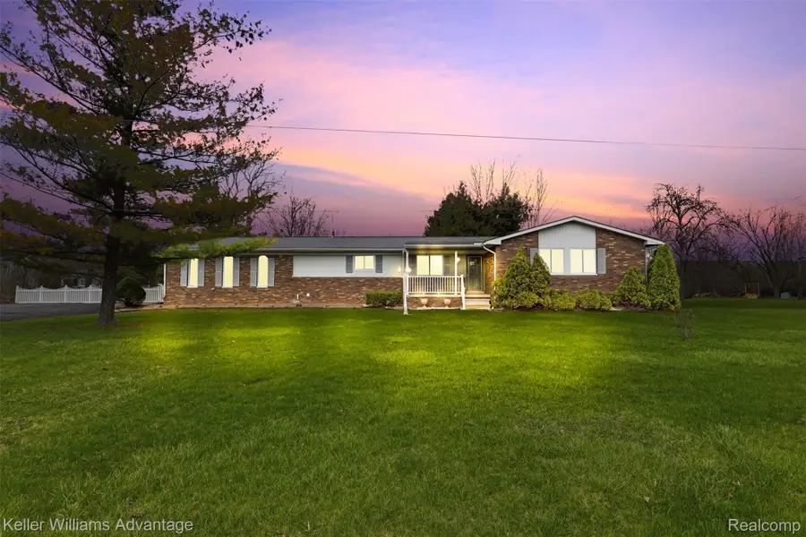 28800 Sibley Road, Romulus, MI 48174 - #2
