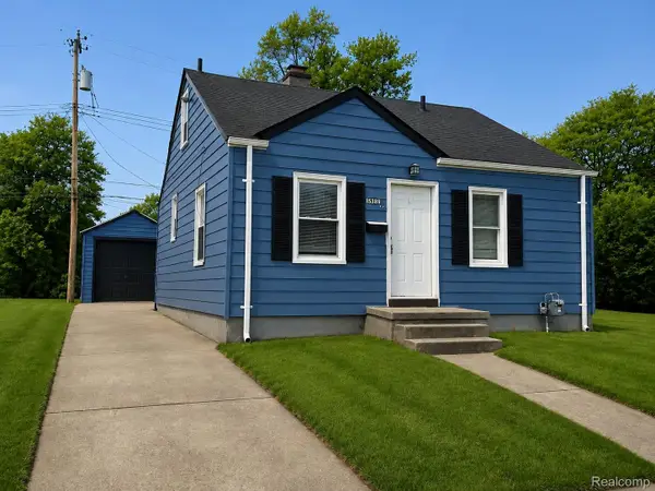15389 Dixie, Redford, MI 48239