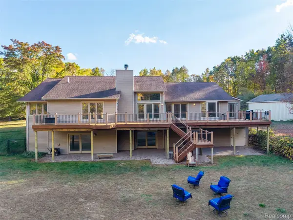 7286 Pine Knob Road, Clarkston, MI 48348