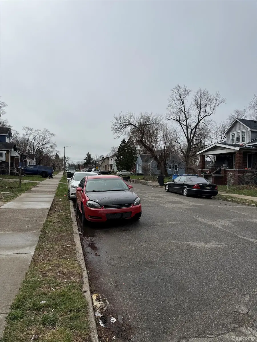15394 Freeland Street, Detroit, MI 48227 - #2