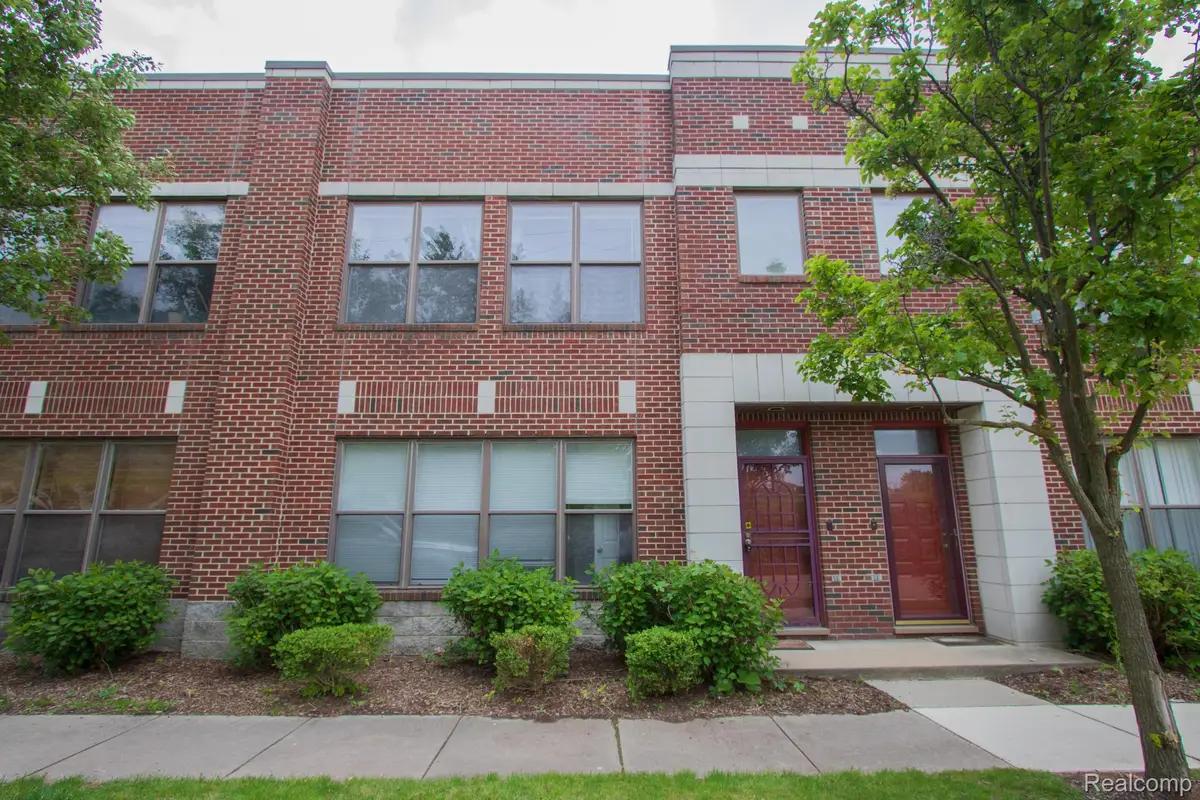 68 W Bethune Street, Detroit, MI 48202 - #1