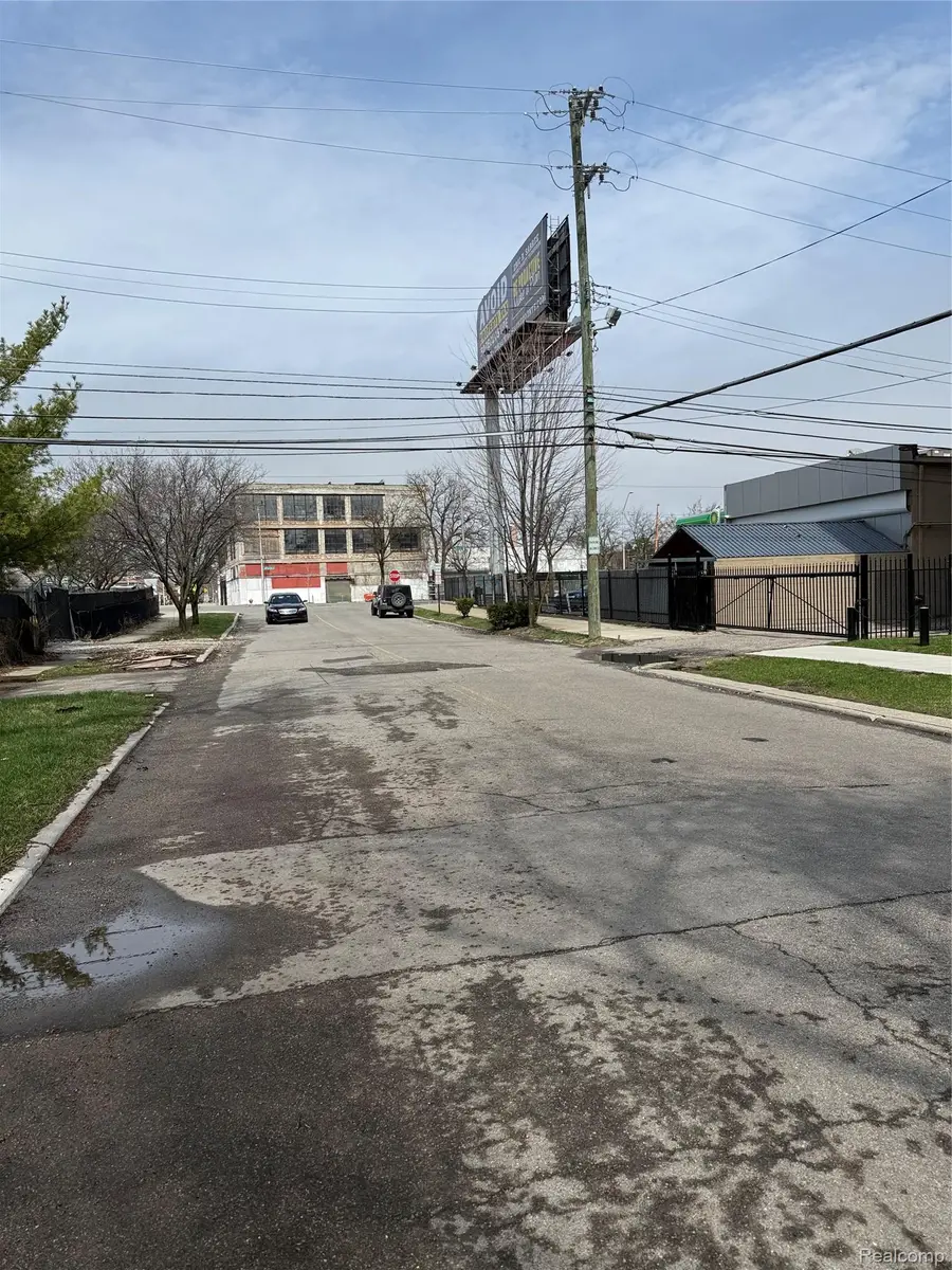 931 Ashland Street, Detroit, MI 48215 - #2
