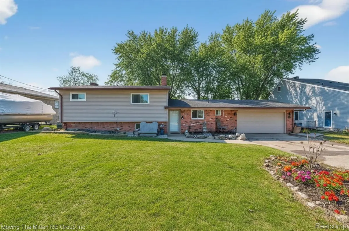 2965 Barkman Drive, Waterford, MI 48329 - #1