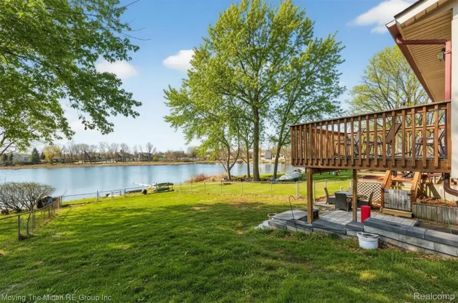 2965 Barkman Drive, Waterford, MI 48329 - #3