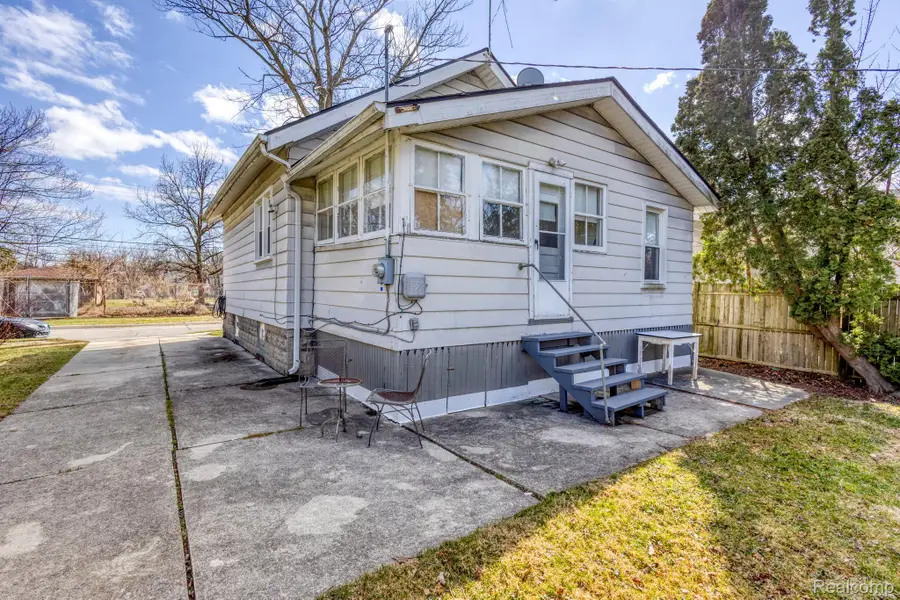 17185 New York Street, Detroit, MI 48224 - #3