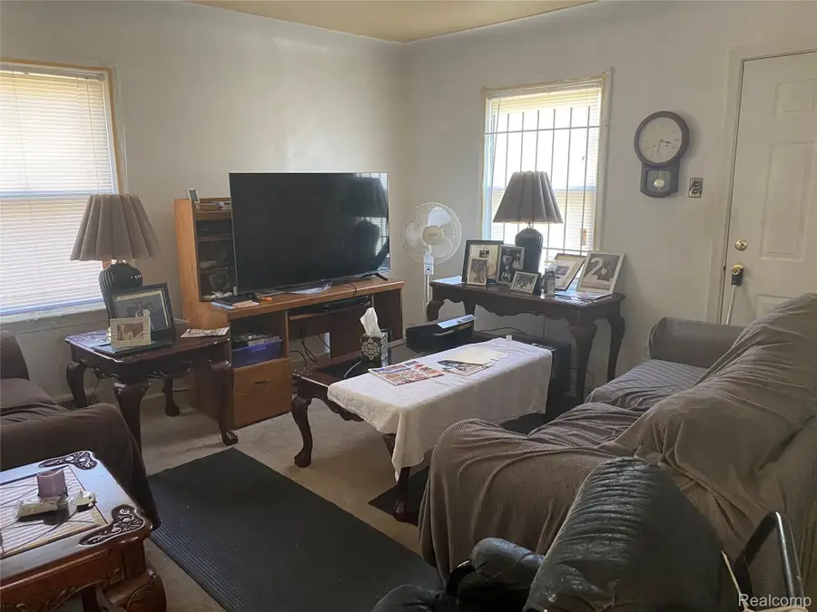 19353 Runyon Street, Detroit, MI 48234 - #3