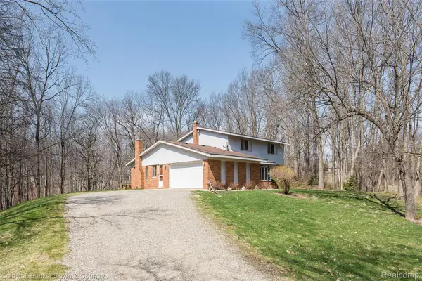 3520 S Hill Road, Milford, MI 48381