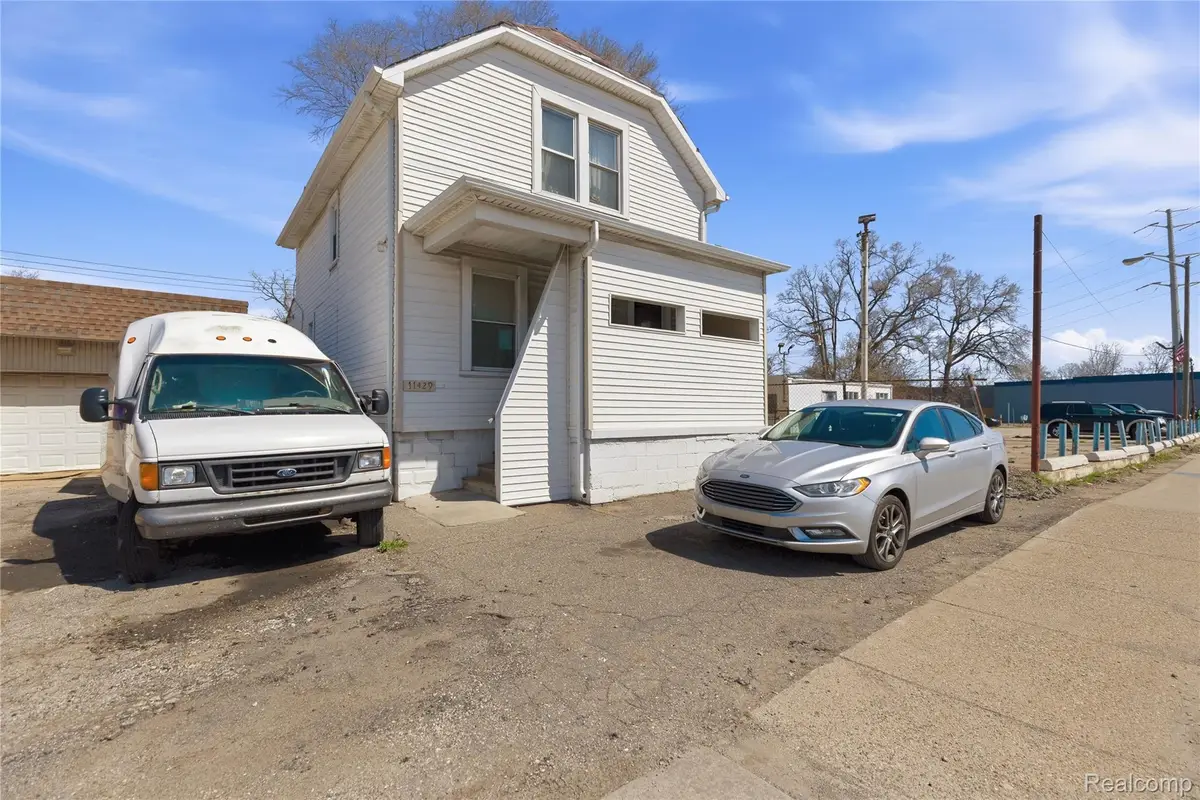 11429 E 8 Mile Road, Warren, MI 48089 - #1