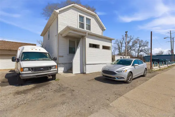 11429 E 8 Mile Road, Warren, MI 48089