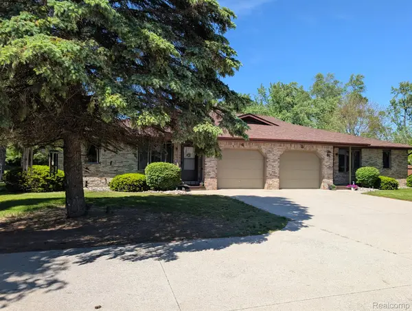 600 Thomas Street, Hemlock, MI 48626