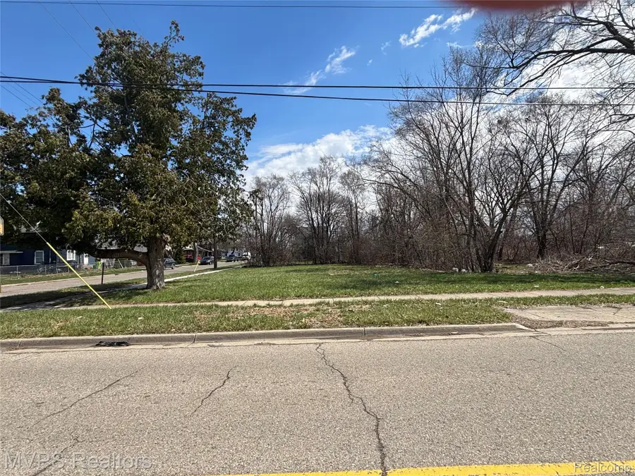 51 S South Paddock Street, Pontiac, MI 48342 - #2