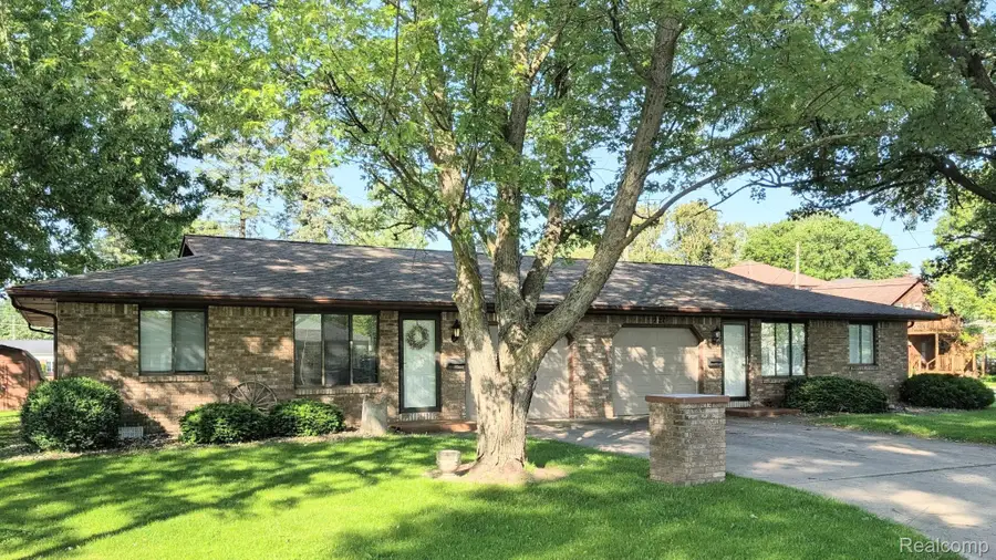 225 Charles Street, Saint Charles, MI 48655 - #2