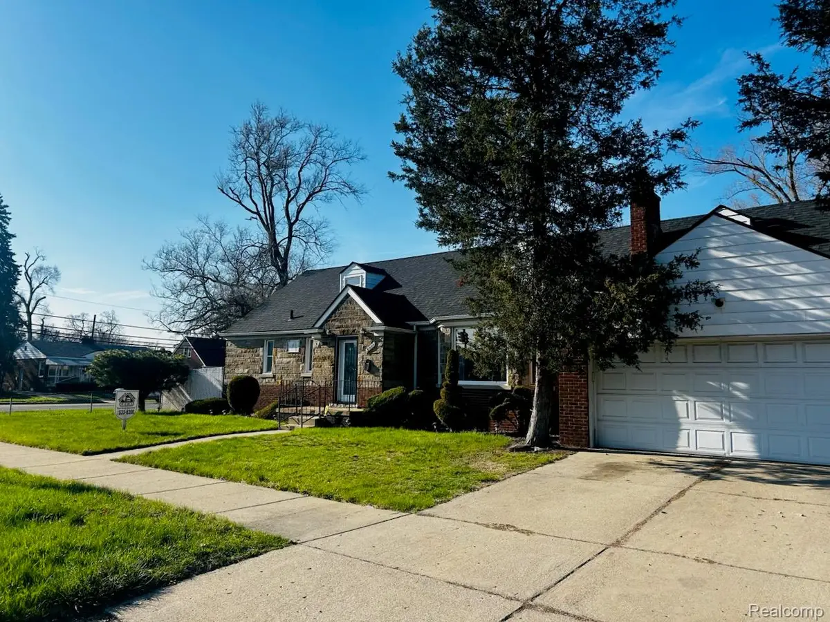 5920 W Outer Drive, Detroit, MI 48235 - #1