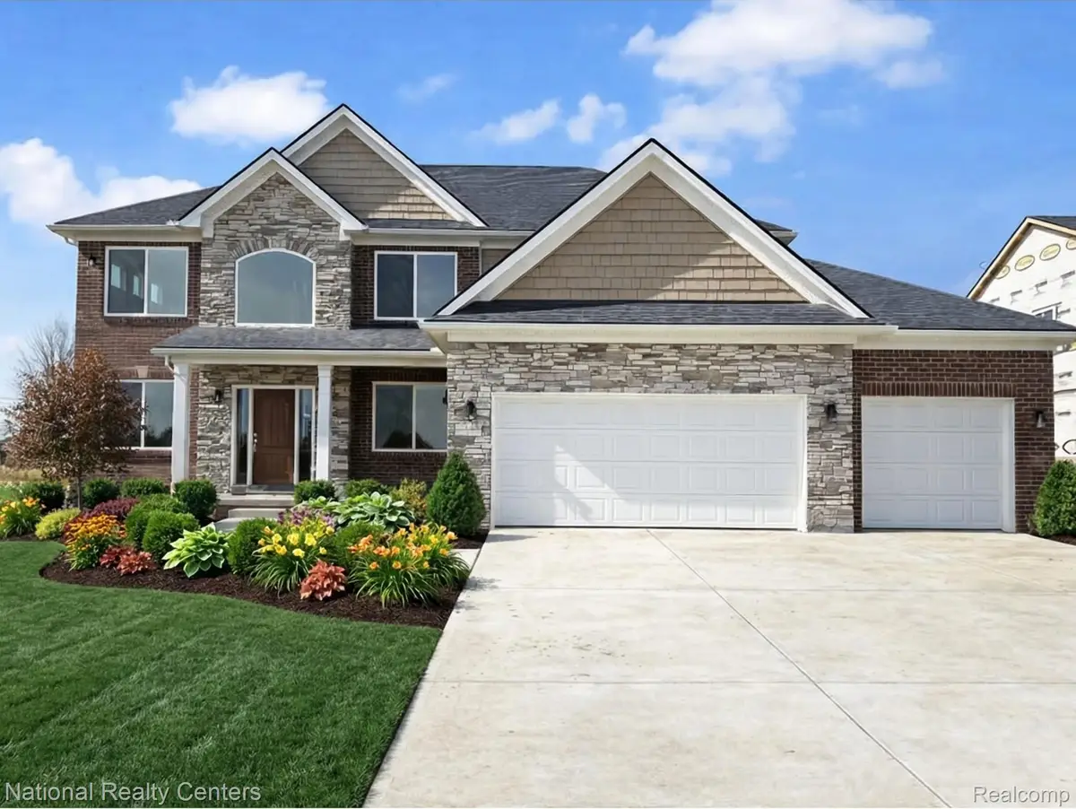 53170 Woodland Meadows, Chesterfield, MI 48047 - #1