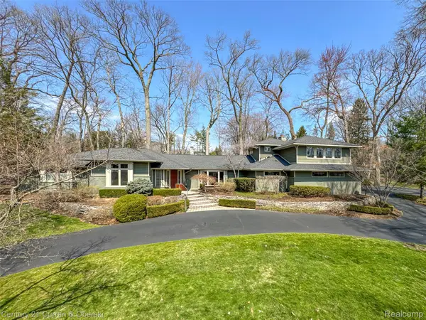 6130 Idlewyle Road, BloomfieldHills, MI 48301