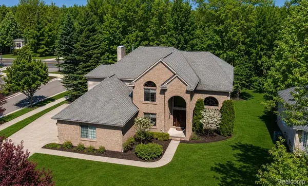 3472 Paramount Lane, AuburnHills, MI 48326