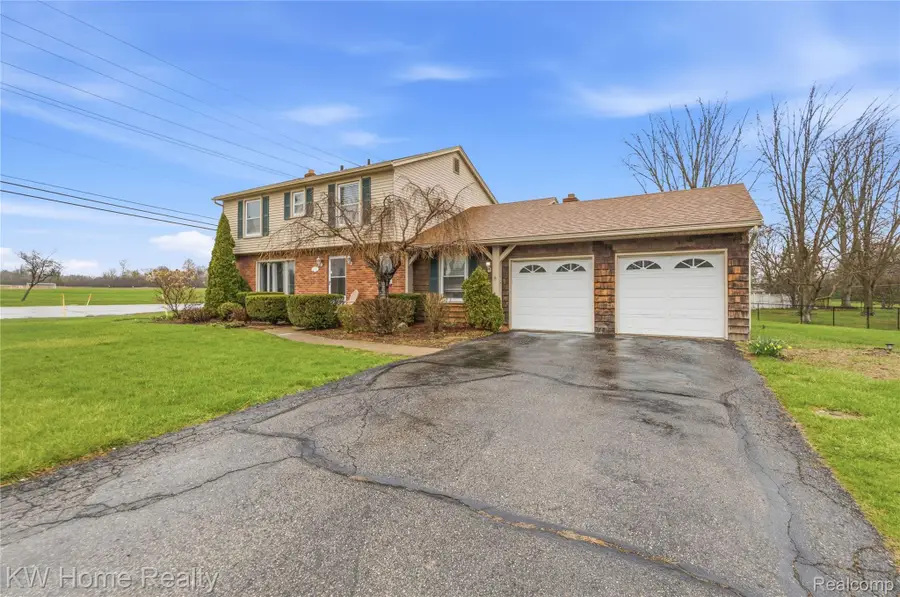 25982 Kilreigh Drive, Farmington Hills, MI 48336 - #2