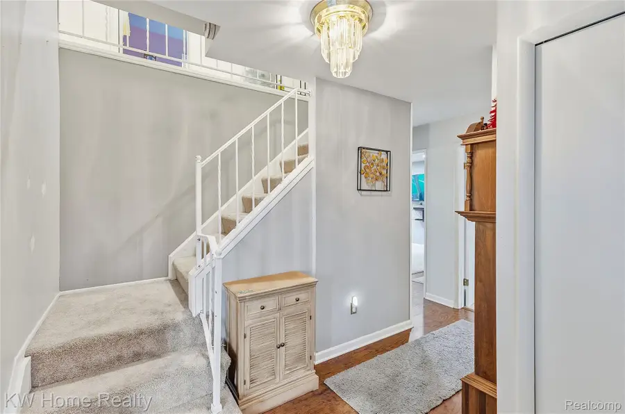 25982 Kilreigh Drive, Farmington Hills, MI 48336 - #3