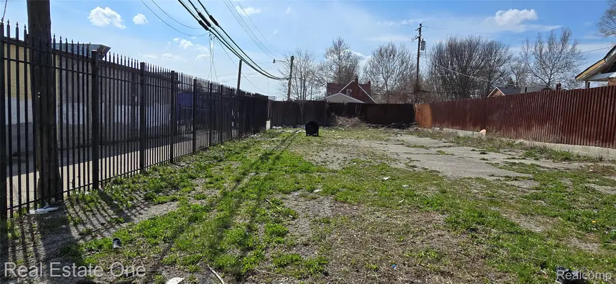 7228 Rutherford Street, Detroit, MI 48228 - #2