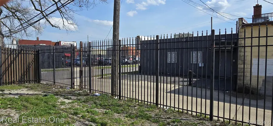 7228 Rutherford Street, Detroit, MI 48228 - #3