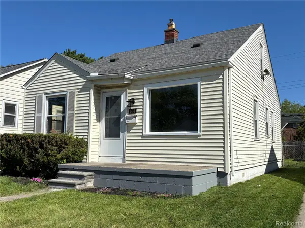 164 W Browning Avenue, HazelPark, MI 48030