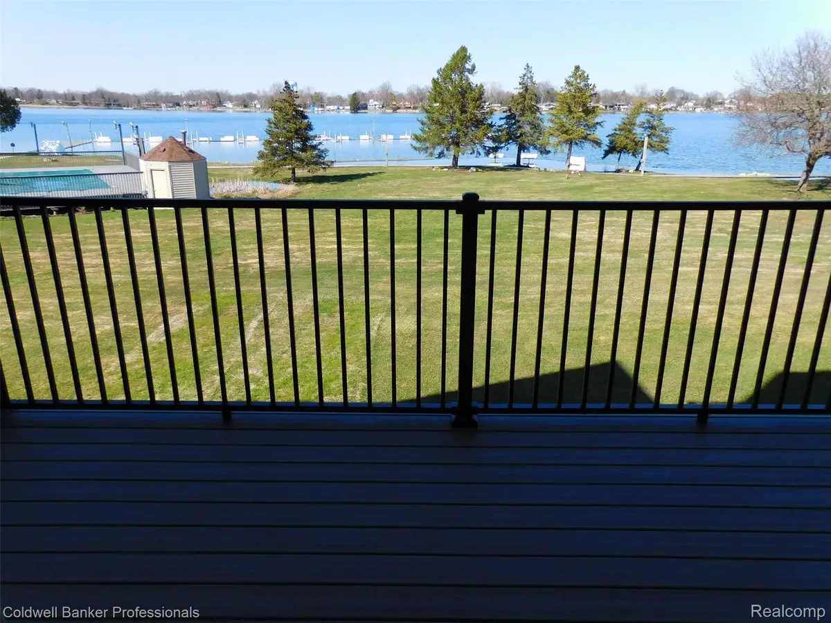3436 Adams Shore Drive, Waterford, MI 48329 - #1
