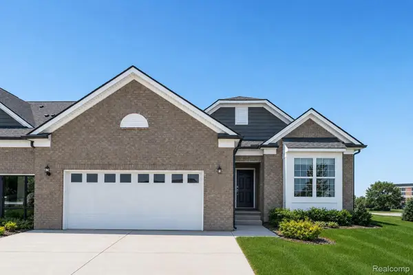 42823 Arbor Drive, ClintonTownship, MI 48038
