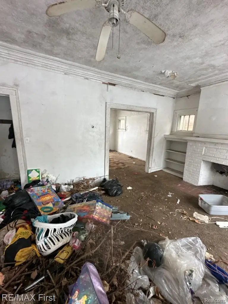 9613 American Street, Detroit, MI 48204 - #2