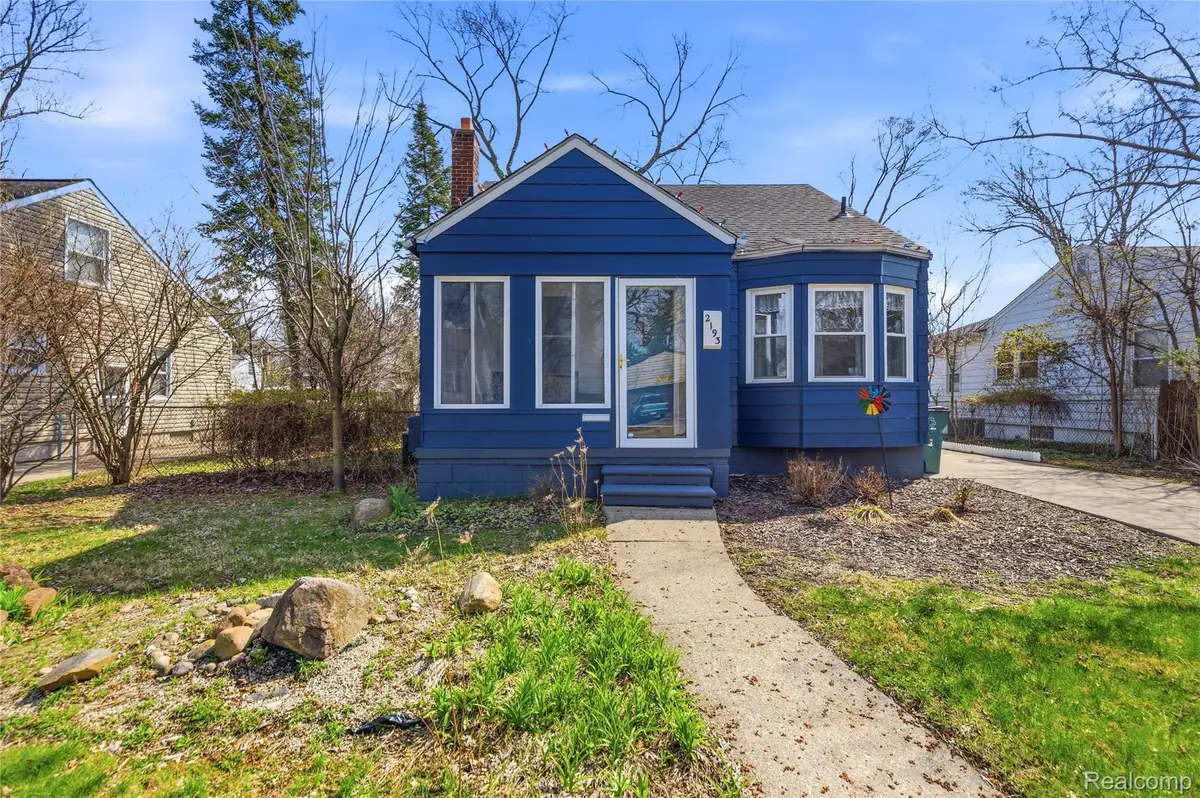 2193 Cambridge Road, Berkley, MI 48072 - #1