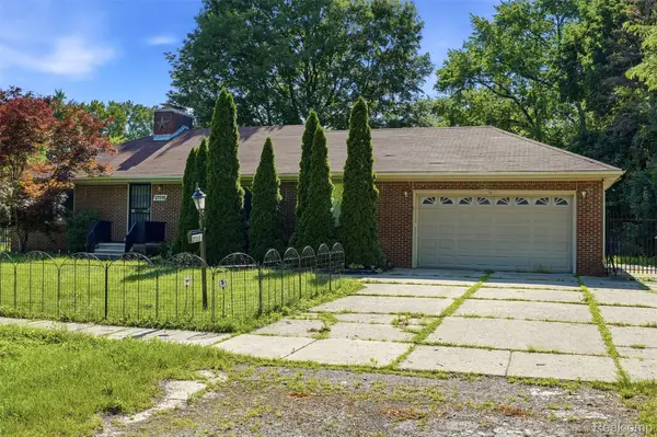 27315 Lathrup Boulevard, LathrupVillage, MI 48076