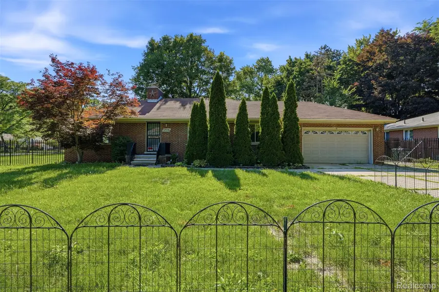 27315 Lathrup Boulevard, Lathrup Village, MI 48076 - #2