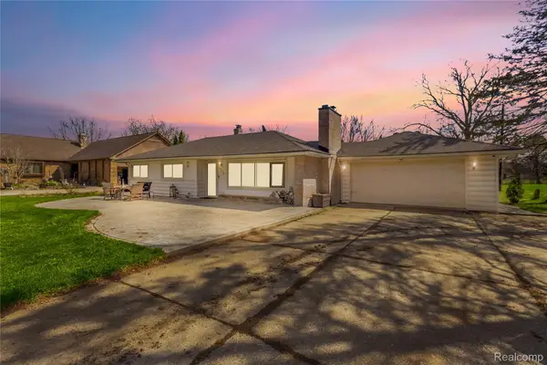 3520 Denson Drive, SterlingHeights, MI 48310