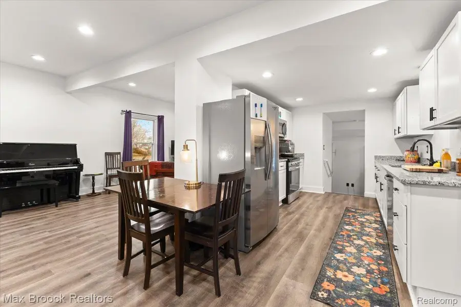 515 Clinton Street, Howell, MI 48843 - #3