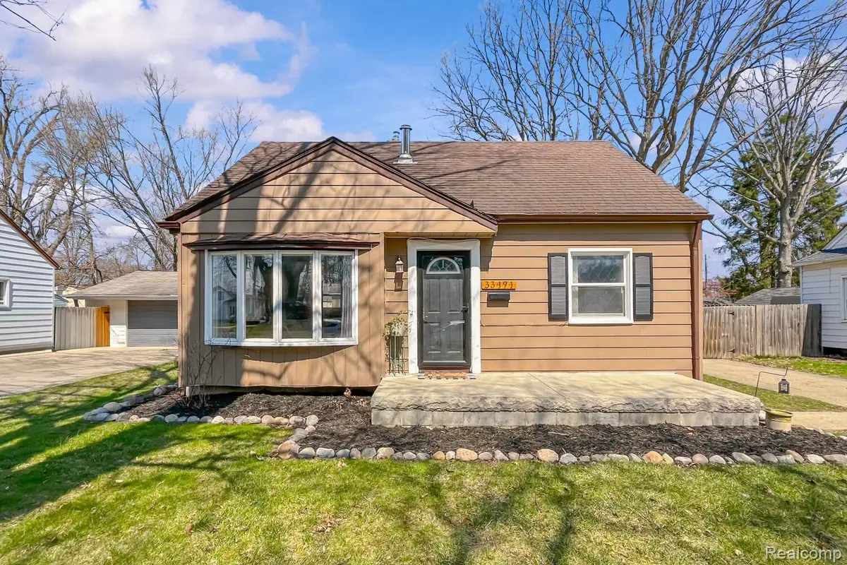 33494 Pierce Street, Garden City, MI 48135 - #1