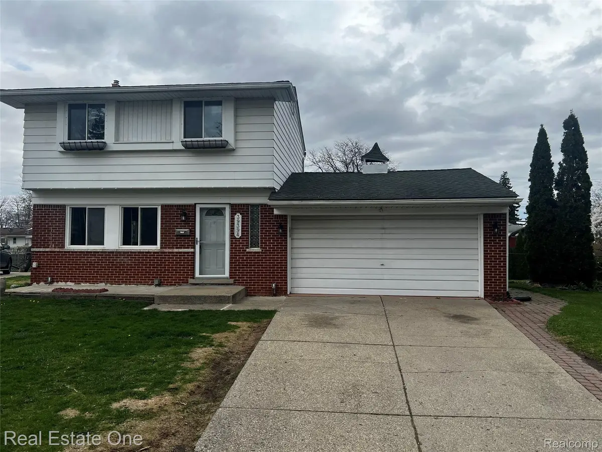 39394 Carrie Drive, Sterling Heights, MI 48313 - #1