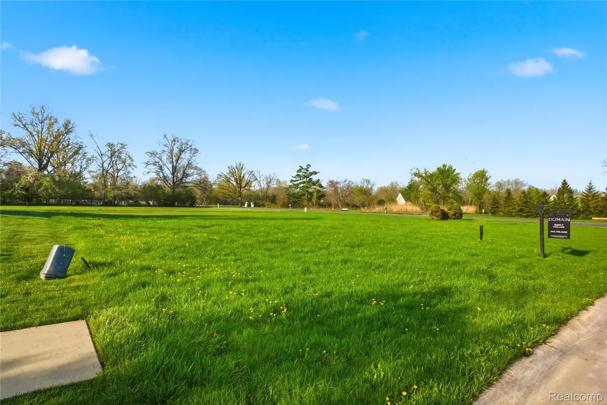 25 Potowatomi Drive, Grosse Ile, MI 48138 - #1