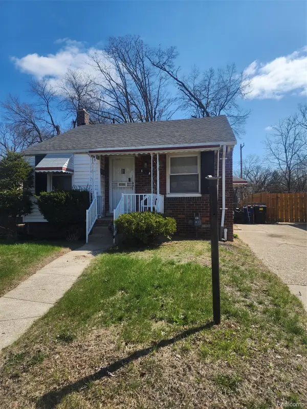 20022 Greenlawn Street, Detroit, MI 48221