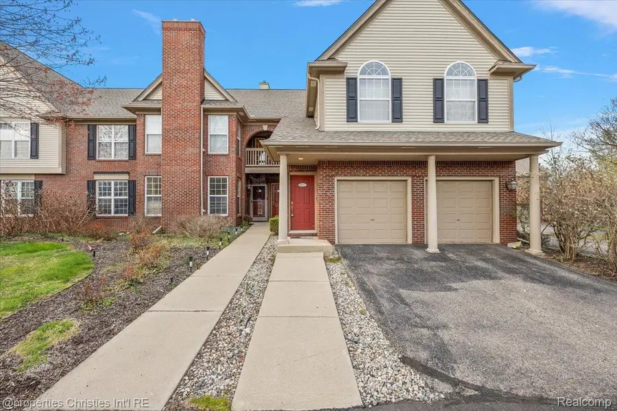 28360 Carlton Way Drive, Novi, MI 48377 - #2