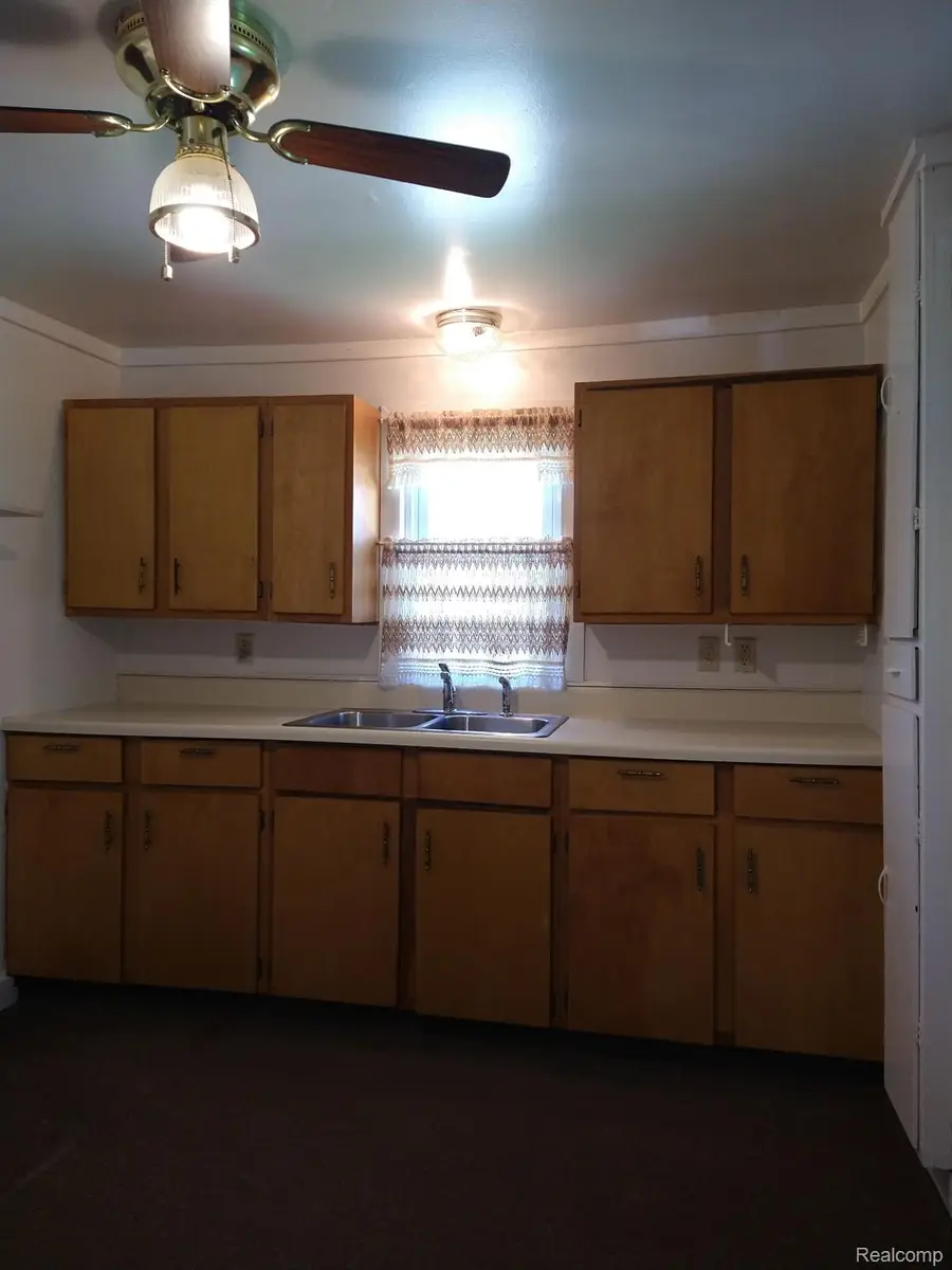 4169 Springfield Street, Burton, MI 48509 - #3