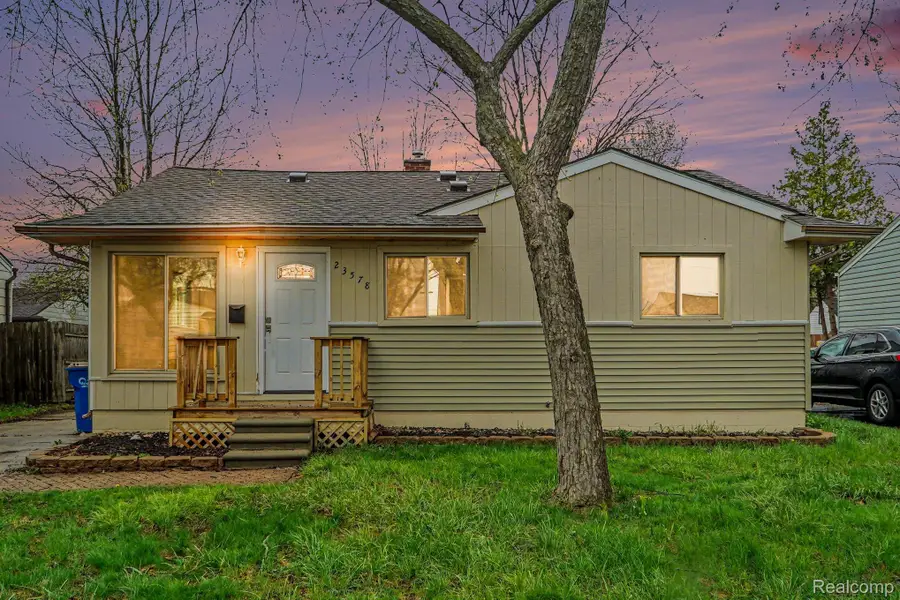 23578 Blackett Avenue, Warren, MI 48089 - #2