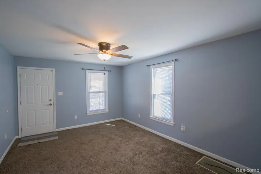 22871 Hayes Avenue, Eastpointe, MI 48021 - #2
