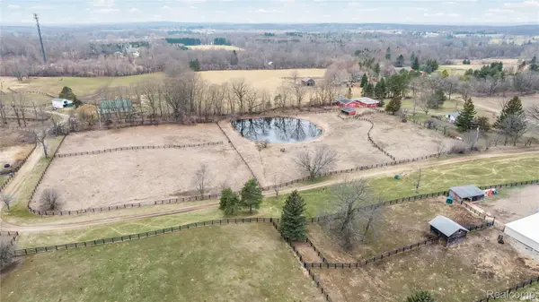 1261 Brauer Road, Oxford, MI 48371