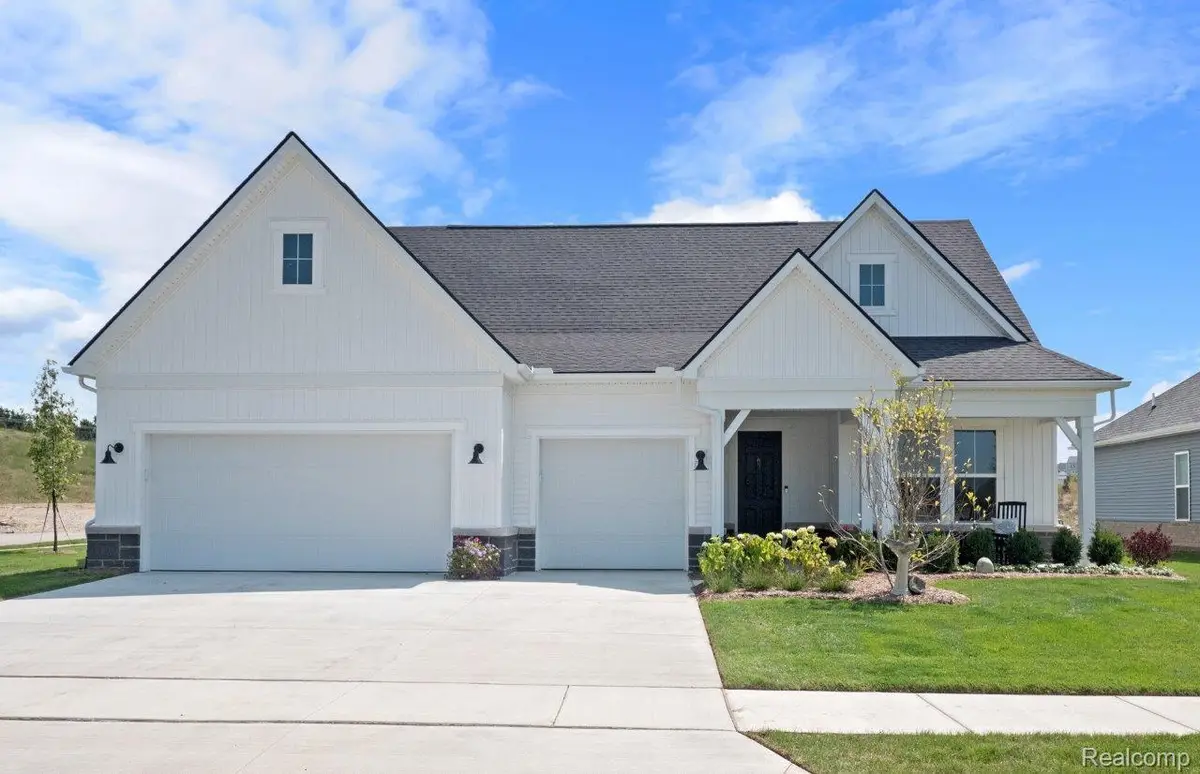 3949 Bay Terrace, Milford, MI 48381 - #1