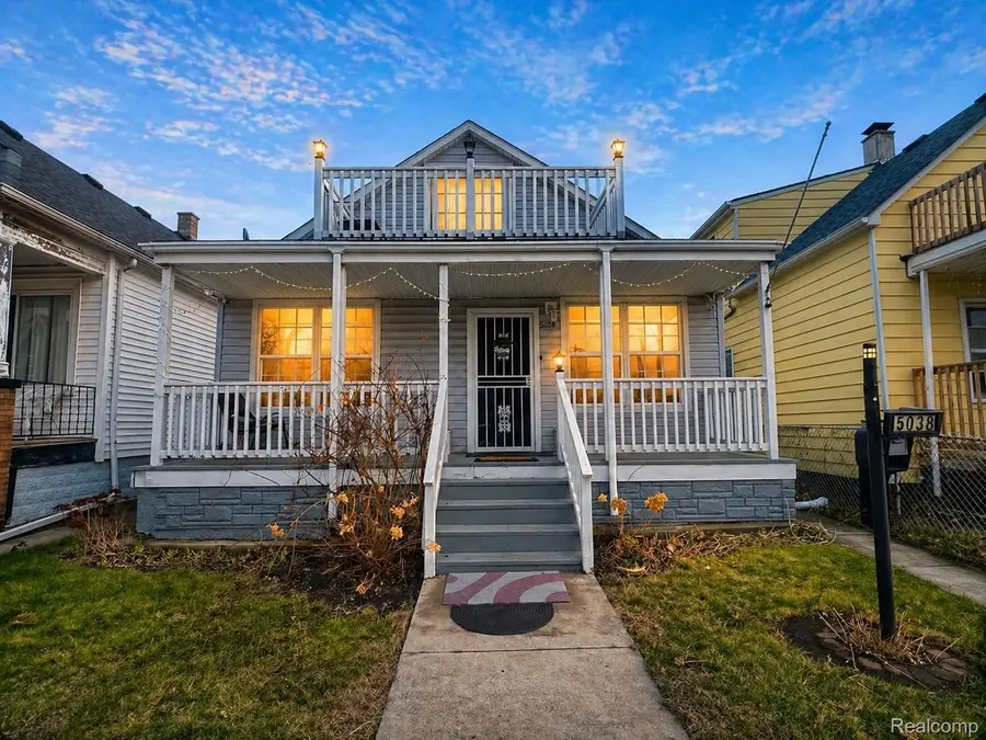 5038 Evaline Street, Hamtramck, MI 48212 - #3