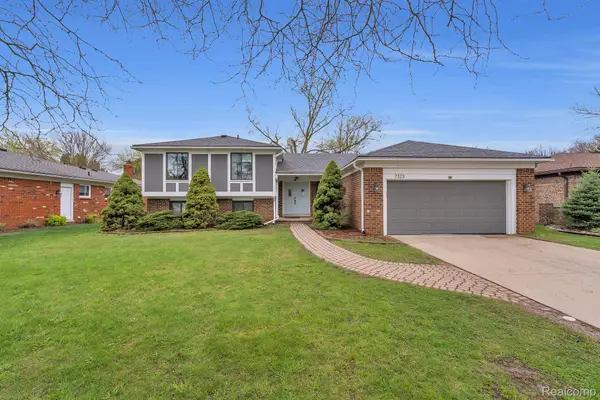 7323 Burgundy Street, Canton, MI 48187