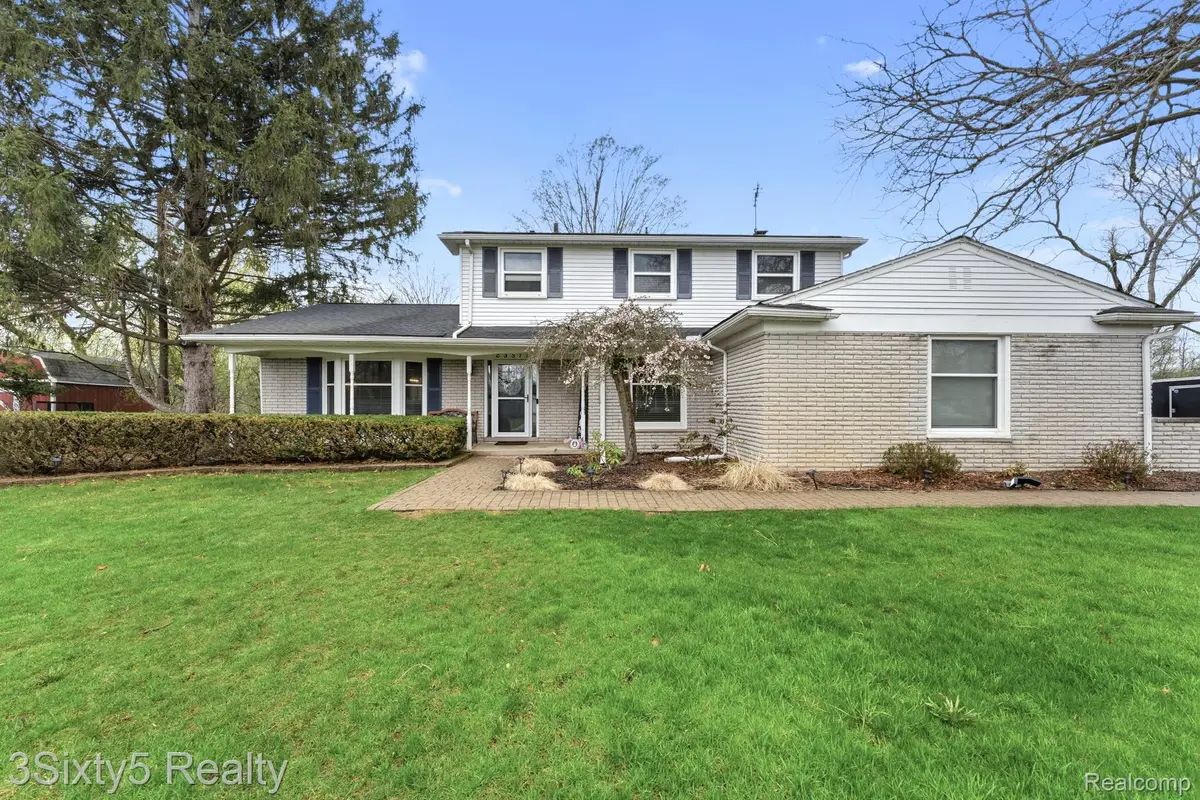 23577 W Newell Circle, Farmington, MI 48336 - #1