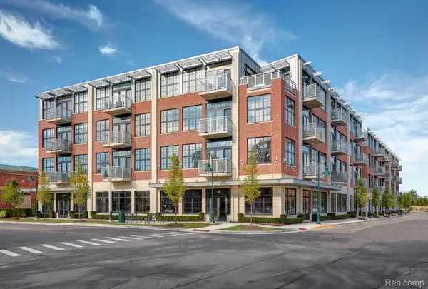 2051 Villa Road #405, Birmingham, MI 48009