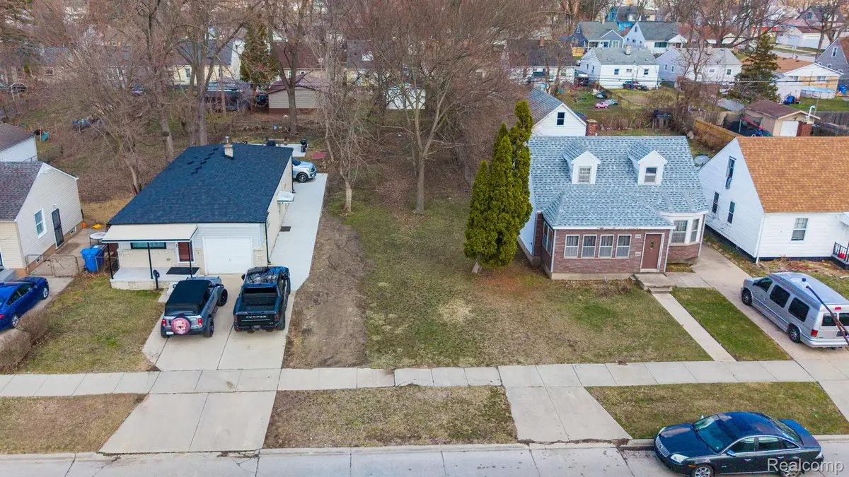 26166 Powers Avenue, Dearborn Heights, MI 48125 - #1